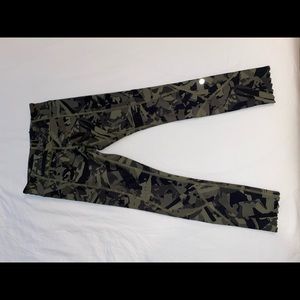 Lululemon Tight Stuff Tight 25"